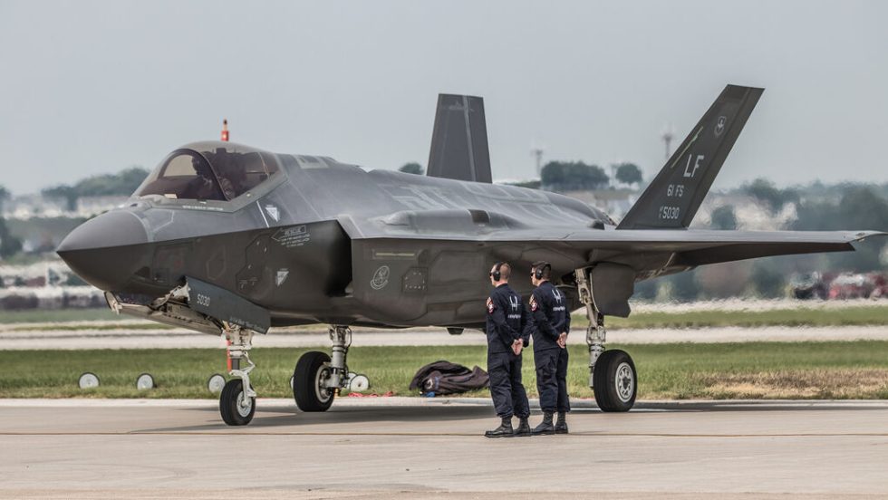 f35